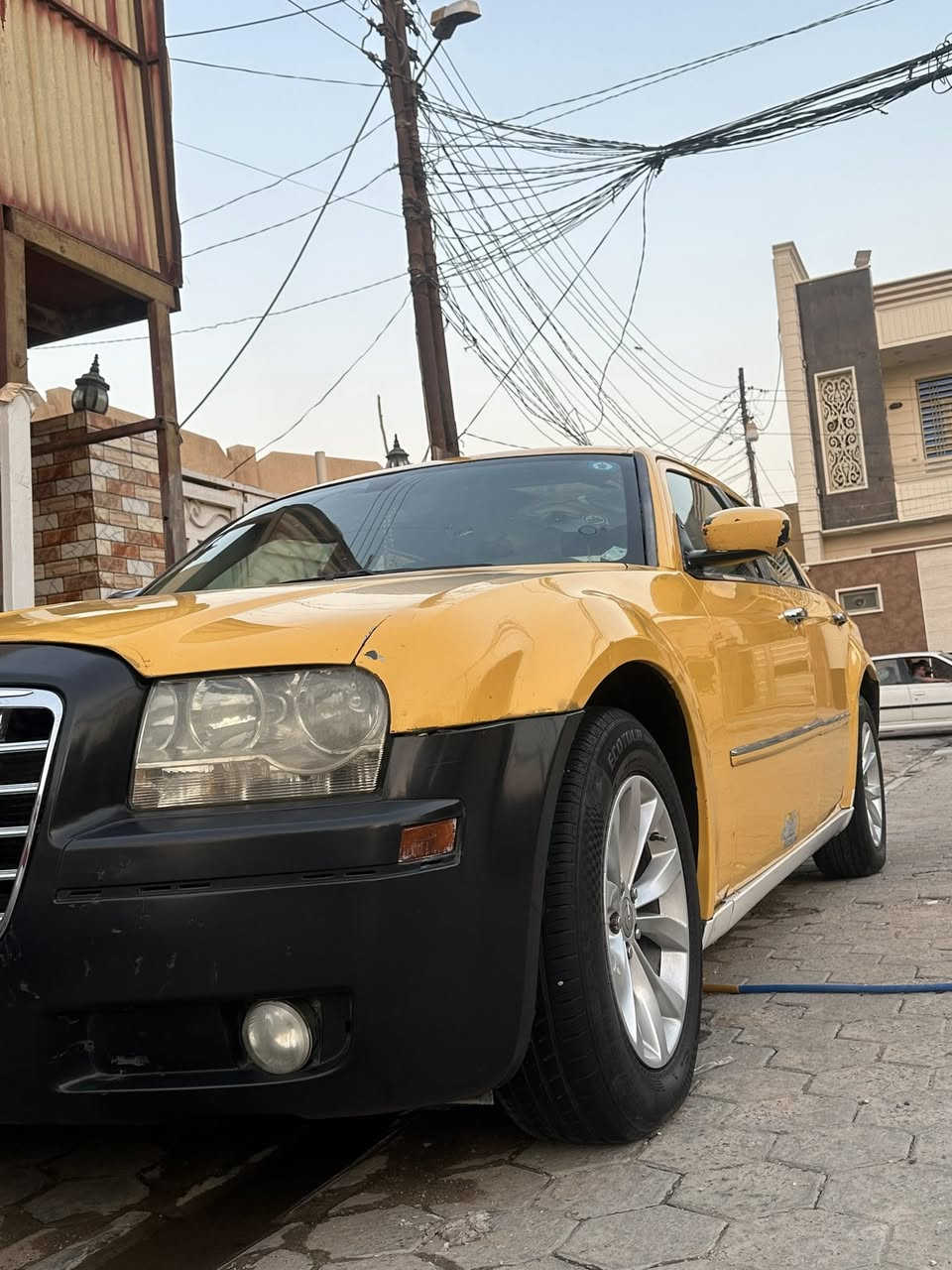 اوبامه موديل 2010 اصل وارد كندي رقم انبار جديد مداور ثاني يوم خط بغداد نجف مكينه وكير وحداديه وتبريد على الشرط تخم تاير جديد بيها تبديل باب خلف السايق فقط المكان نجف للاتصال: ***********
