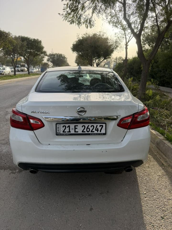 نيسان ئالتيما موديل 2016سه نه وي تازه يه تا 2030كيري 23له سه ره دوو جه مه لوخي بيشه وه ي بوياخه هه موي به شه رت وه كاله ي به ناو خومه نرخي 115مه جال ***********
