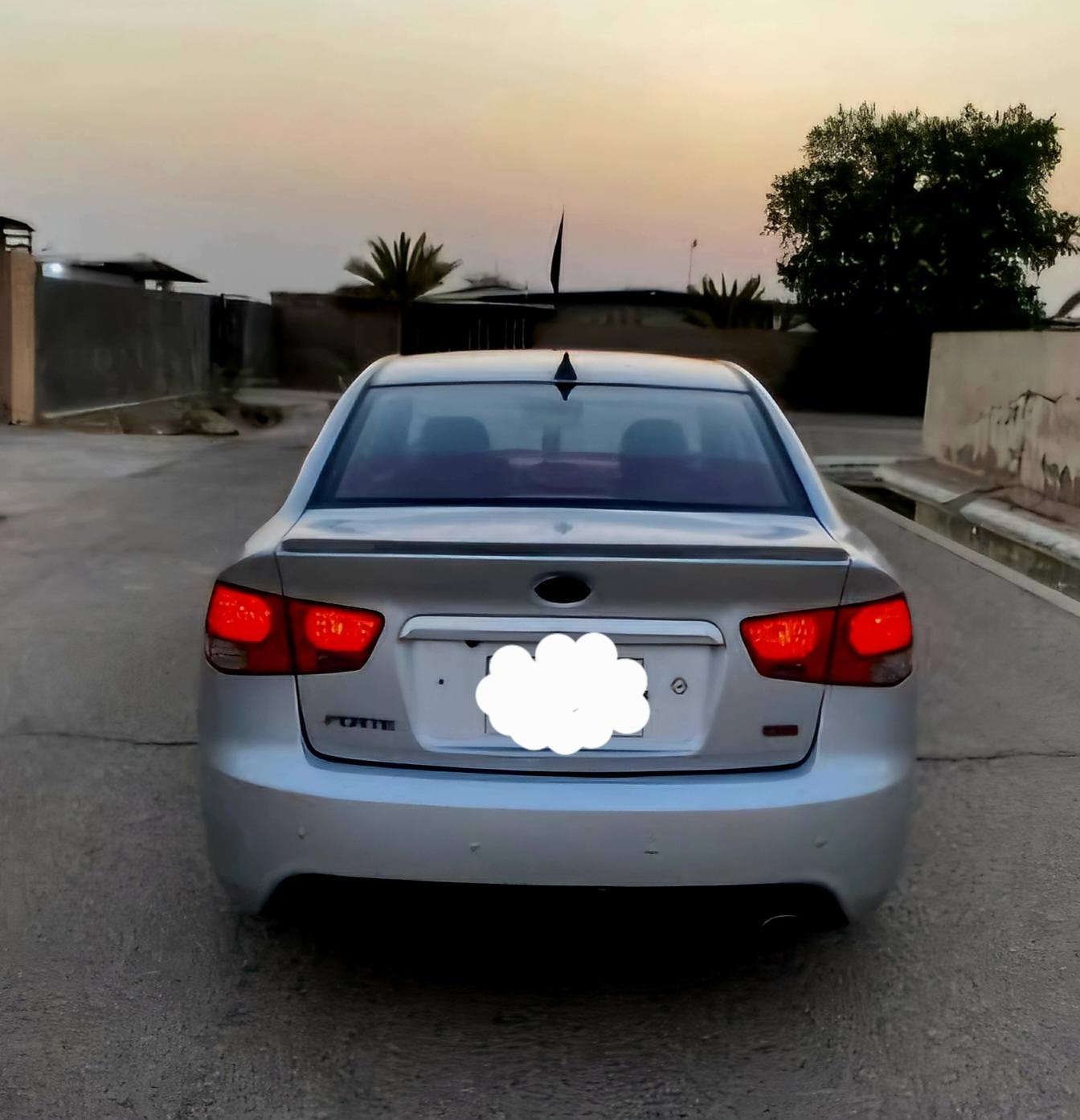 سلام عليكم كيا فورتي سيراتو مديل 2012 رقم انكليزي  بصره بسمي شرط التحويل بدون اي نقص. دواخل بجيس حداديه جديده شاشه اندرويد كامره داش كام تصوير امامي خلفي محرك مامفتوح كير حاله جيده شرط والسونار بلمنشور السعر 95 بي مجال الاستفسار ع رقم *********** العنوان ابي الخصيب
