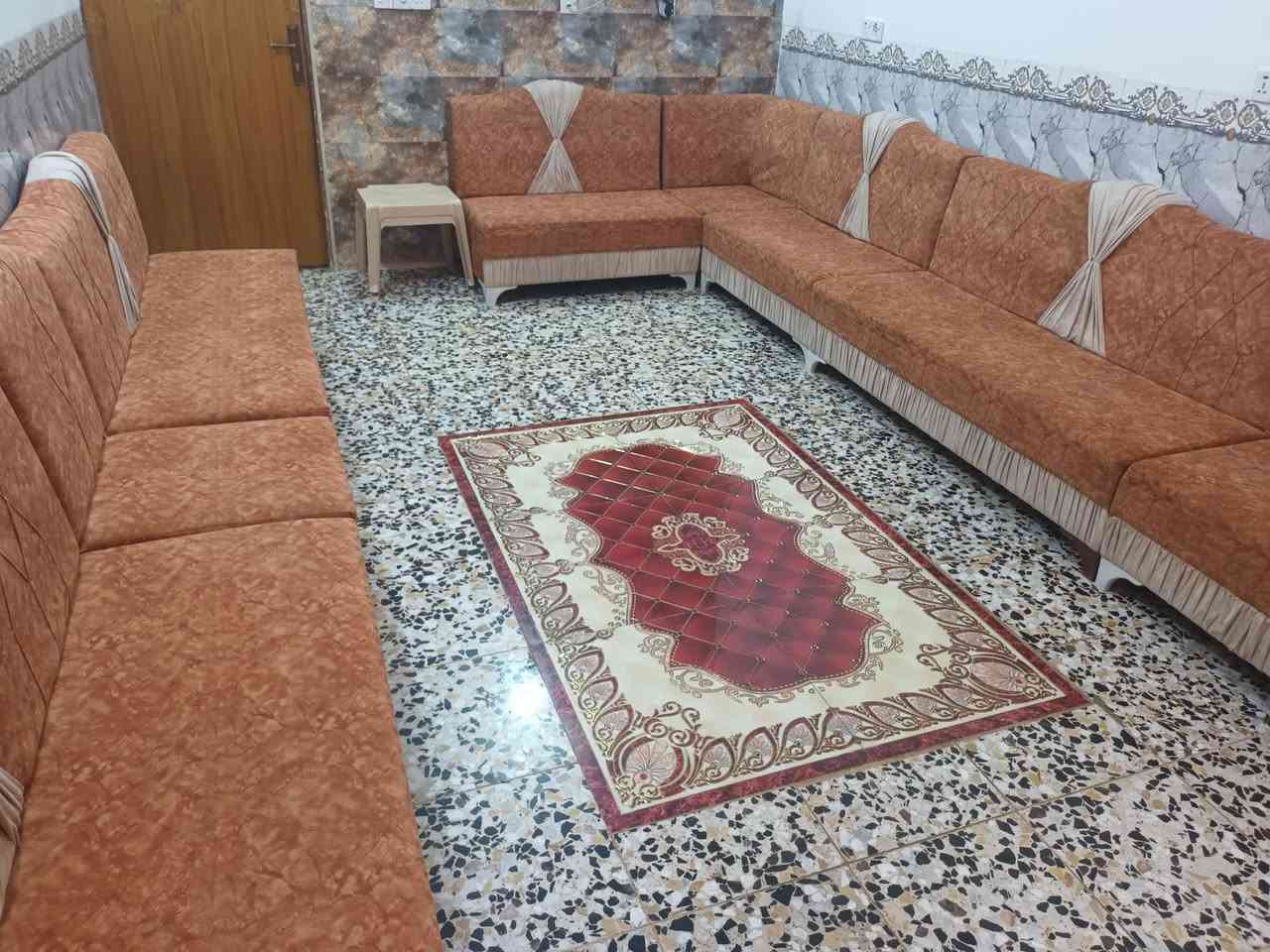 السلام عليكم ديوان ١٩ مقعد بحالة جيدة محتاجين ونريد انبيعه مكان الحسينية سعر ٤٠٠ ***********
ملاحظه الله شاهد فصلنا ٨٥٠
