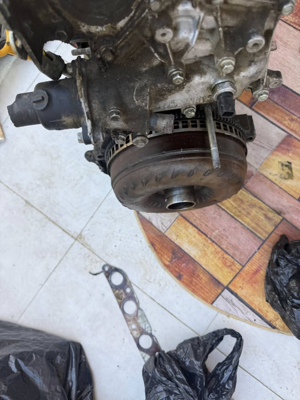 الادمن المحترم على بركة الله وصول غراض تفصيخ حاويه ومناسبه بأذن الله حدد صوره وارسله خاص او وتساب 

***********
