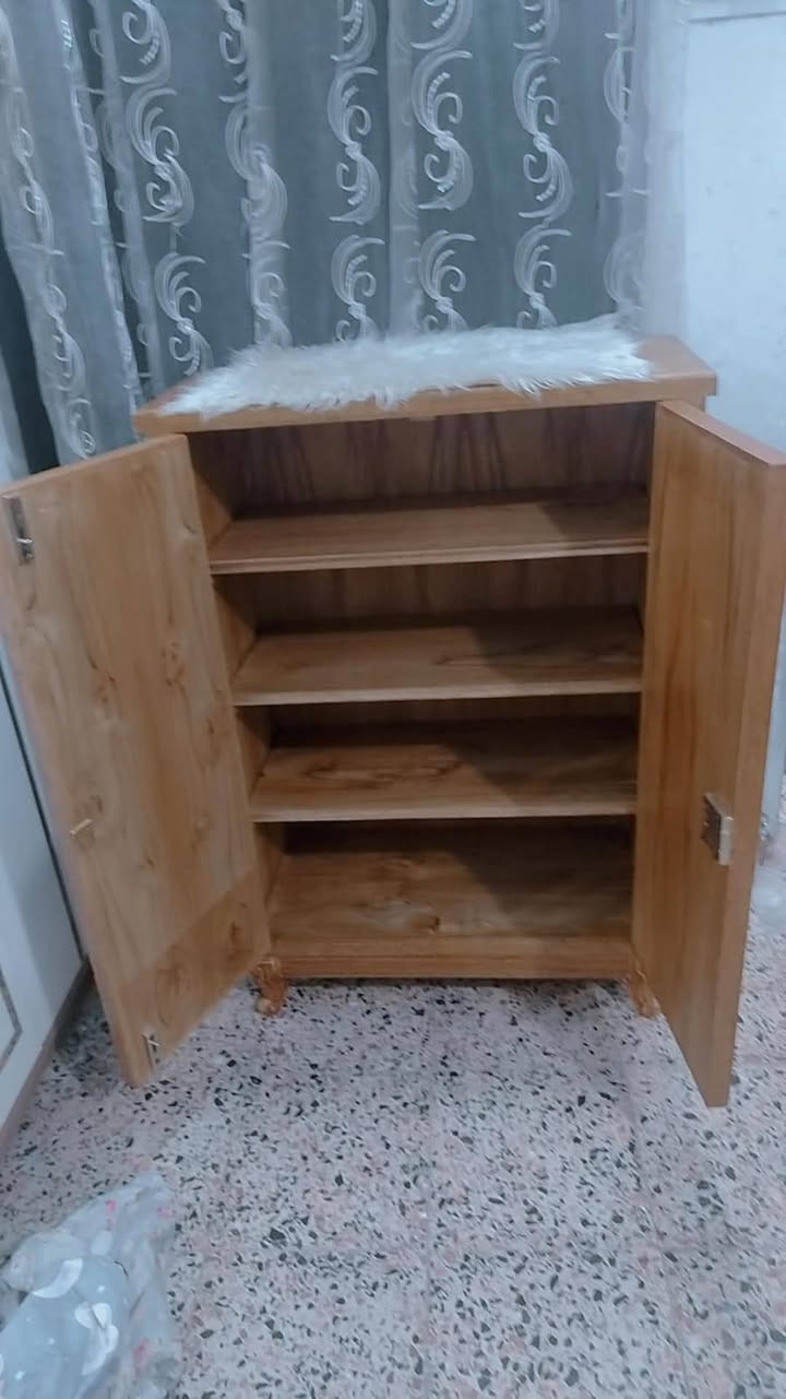 نجاره عمل يدوي وجديد
تنجير علئ الطلب
تنجير
بوفيه 
جربايه 
كنتور
ميز امرايه
زاويه
باب
غرف نوم
للاستفسار خاص  او واتساب او رقم الهاتف ***********
