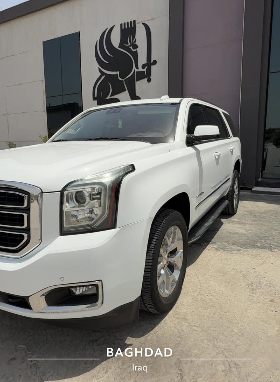 السلام عليكم
يوكن2019 بغداد 
خليجي فول الفول
مكفوله كفاله عامه
بيها بس رصعه بالجاملغ الامامي الايمن
اعلى مواصفات 
بسمي السيارة
ماشيه 108km الف 
سيارتي الخاصه مال جناي 
مكان السيارة بغداد
للاستفسار ***********
