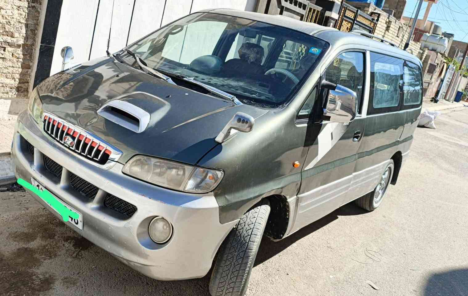 السلام عليكم
ستاركس 2001 للبيع ، حلوى مصبوغه عام للجمالية مثل ماموضحه بالصور ، رقم انكليزي خصوصي باسمي تحويل ثاني يوم ، السعر 62 وبيه مجال للطيبين او مراوس بسيارة صغيره خصوصي العنوان الفلوجة 
التواصل ع هل ارقام
***********
***********
