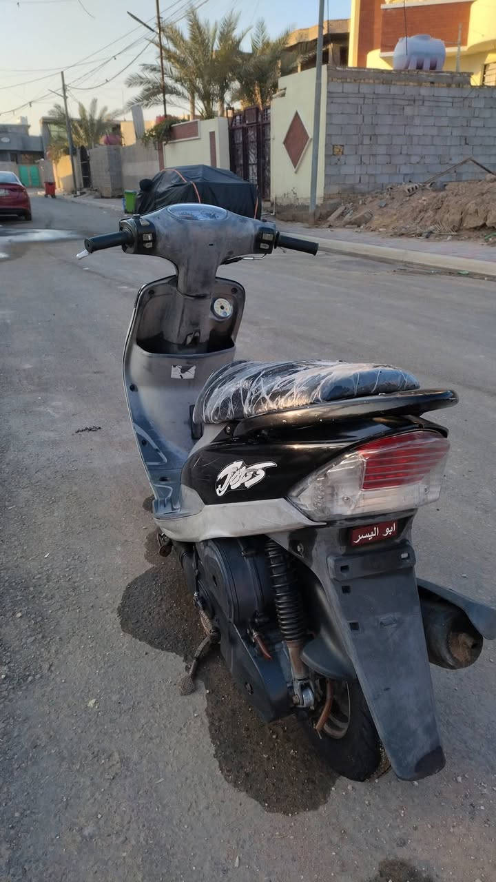 السلام عليكم ماكس منغولي للبيع مامفتوحه شلعه معدل تخبل السعر 750 وبيها مجال مكاني كربلاء طوريج ***********
