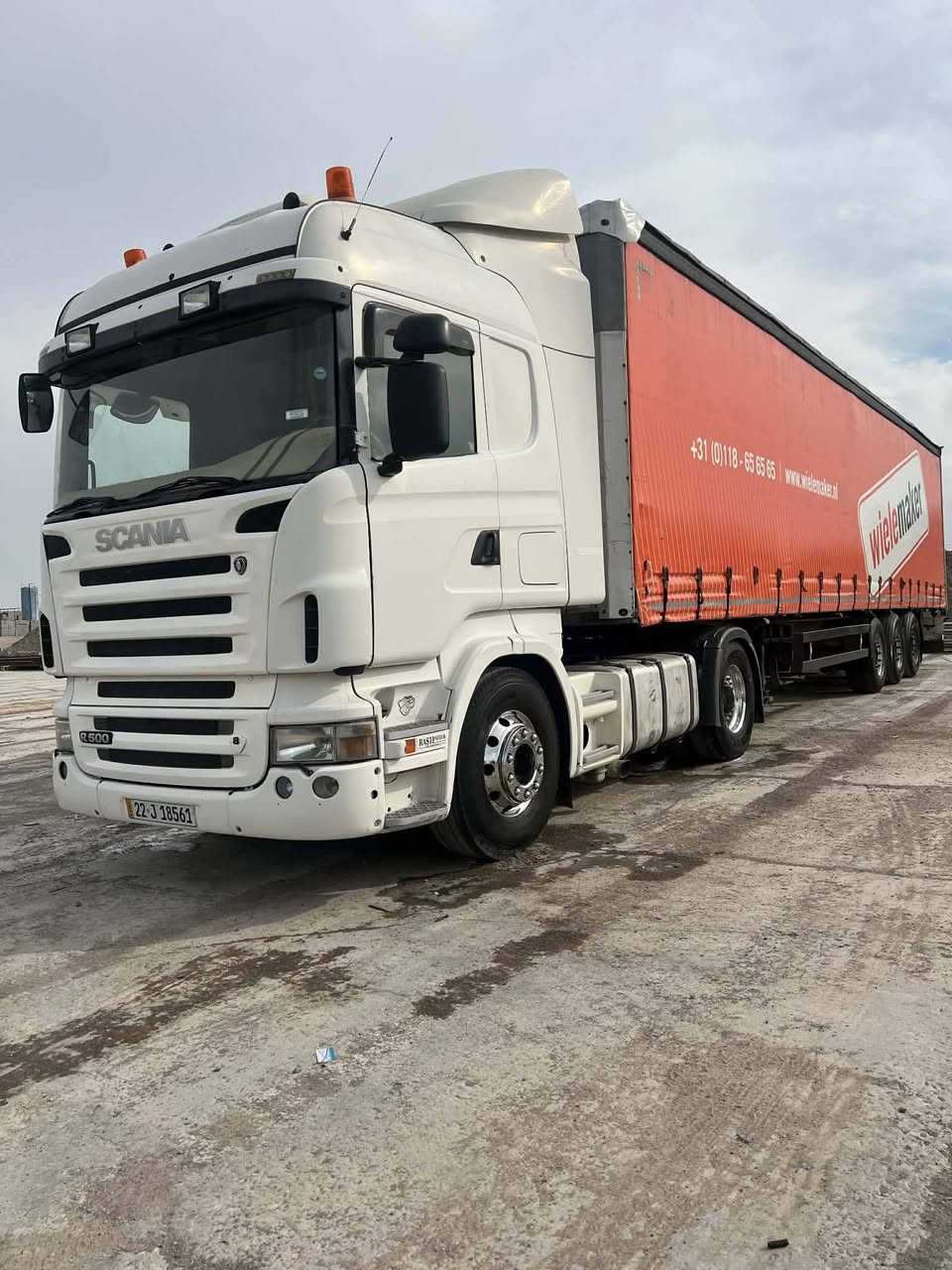 سلام علیکم سکانیا 2007مکینە R500 کیرعادي 3*3 ریتایدر صلاجە تبرید سیارە کفالە عامە عربانە شمتز 3دناگیر 2سعال تعویل موباشر 
مکان اربیل سعر 320$  
***********
