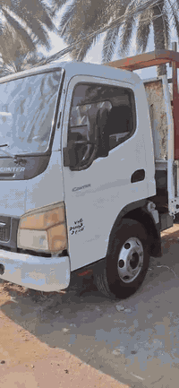 اسلام عليكم ورحمة الله وبركاته للبيع كنتر موديل ٢٠١٤ كفاله عامه السياره جاهزه على اخر حبايه جديده ونظيفه مال جناي
مكان السياره  كربلاء بالحسينيه
السعر ١٨٥ وبيه مجال
***********
***********
