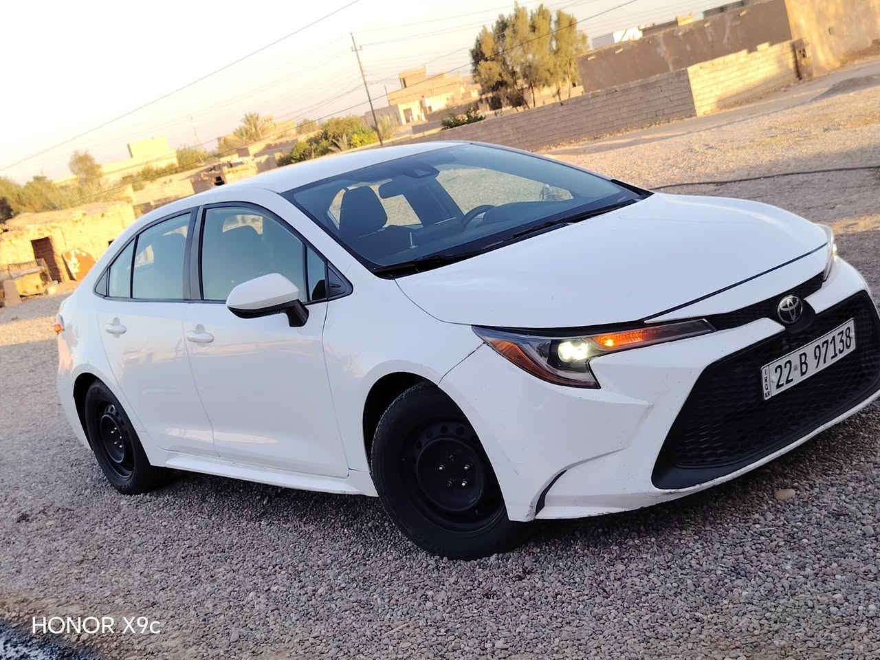 السلام عليكم
كورلا 22 LE لون ابيض للبيع
ماشيه 99 صدر تاير تبريد تدفئة كلو جديد
رقم اربيل دولي هزه سنويه مامنتهي
ضرر بابين جهة السكن بجم كبس  وبيها مكانين ثلاث تعديل بارد بسيط سعر 145 بيها مجال بسيط مكان الحويجه الحلوات 
للأستفسار اتصل ***********
