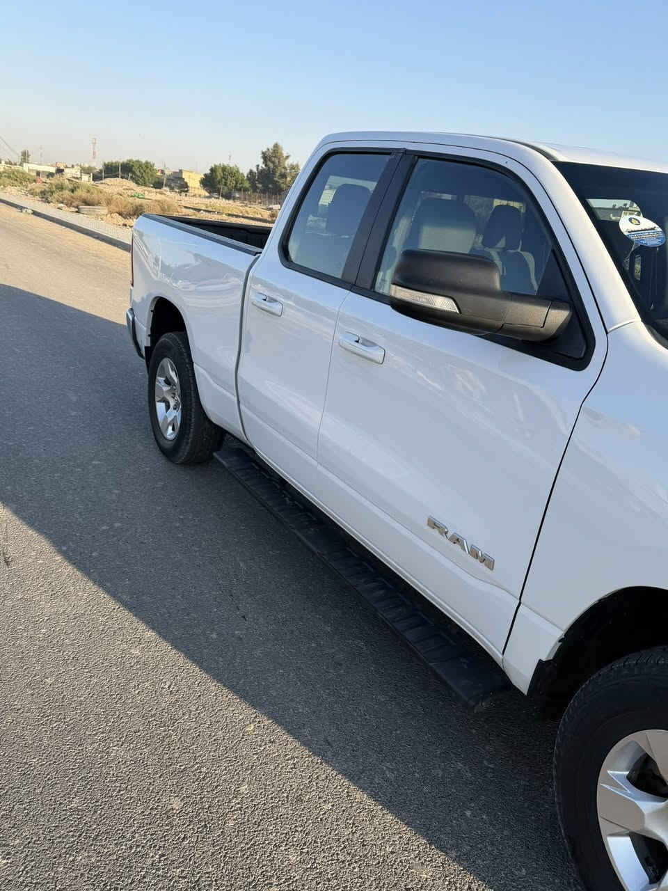 ‏موديل 2022 وارد أمريكي قطعة واحدة صبغ السعر 260 بيها مجال شراي سيارة باسمي مكان بغداد رقم الهاتف ***********
