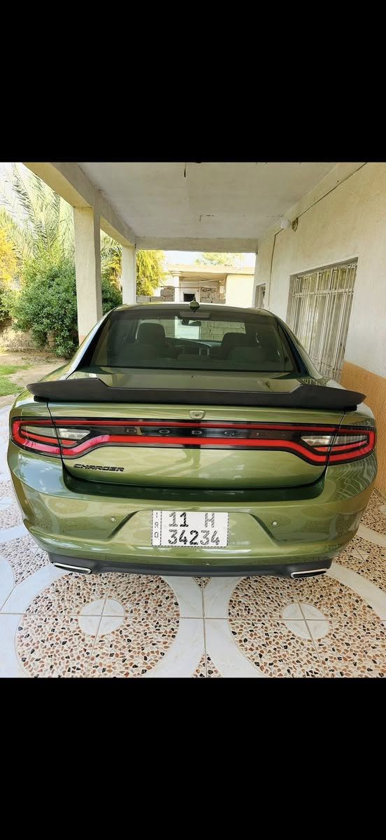 سلام وعليكم دوج جارجر مديل 2023 سياره كلين لون مميز مكفوله حته لدعاميات مكفولسياره كلش 
جديده ماشي 25 الف صاره شهر من ترقمت بيها شبر بارد بل جامرلغ لخلفي فقط سعر 265 $ ديالئ 

‭0773 934 8594‬
