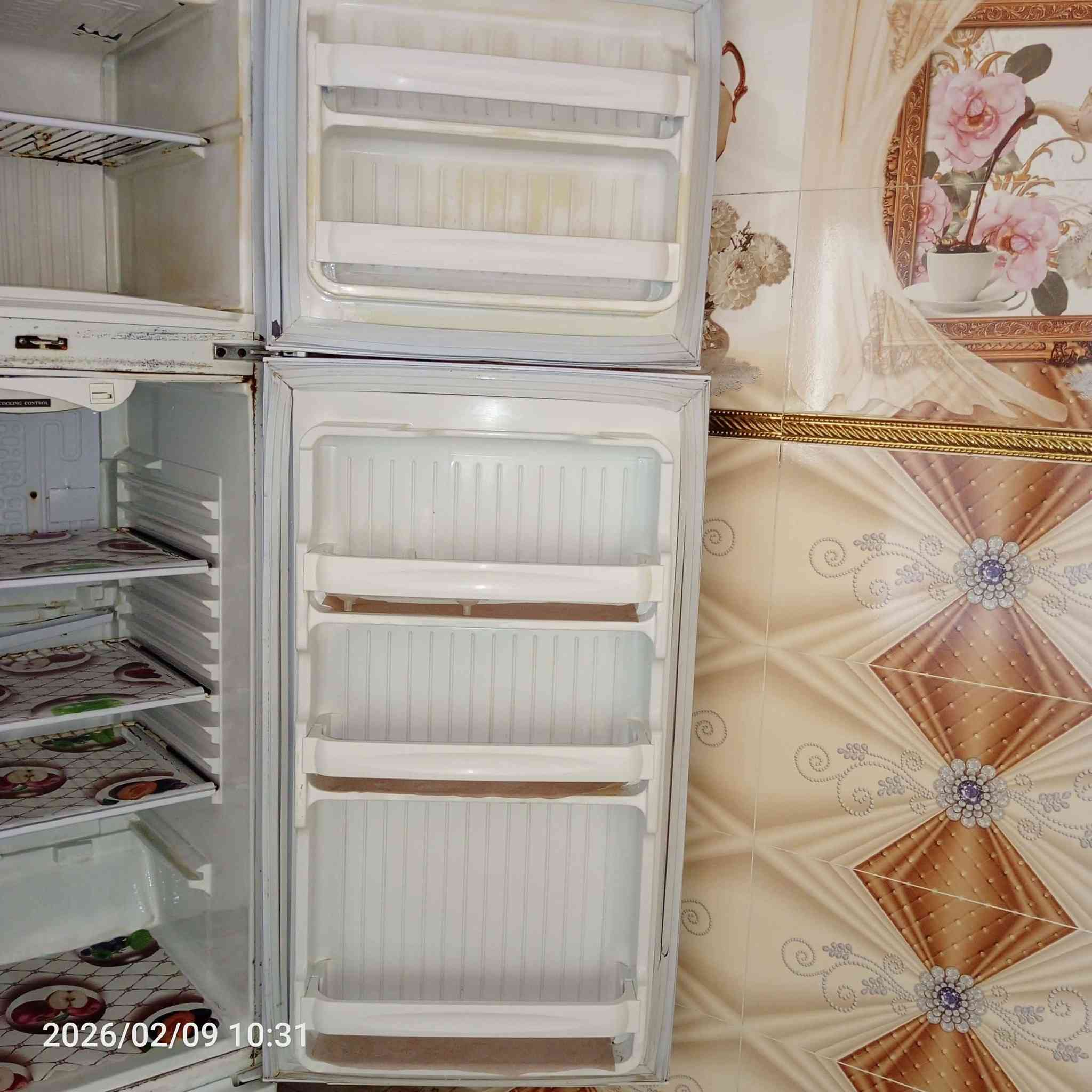 ثلاجه للبيع النظافه مثل ما واضحه بلصوره الحجم 16 السعر 125 وبيهه مجال قليل الشراي يجي خاص


**إذا كنت صاحب هذا الإعلان وتريد حذفه لأي سبب، رجاءا أرسل رسالة إلى الدعم الفني**