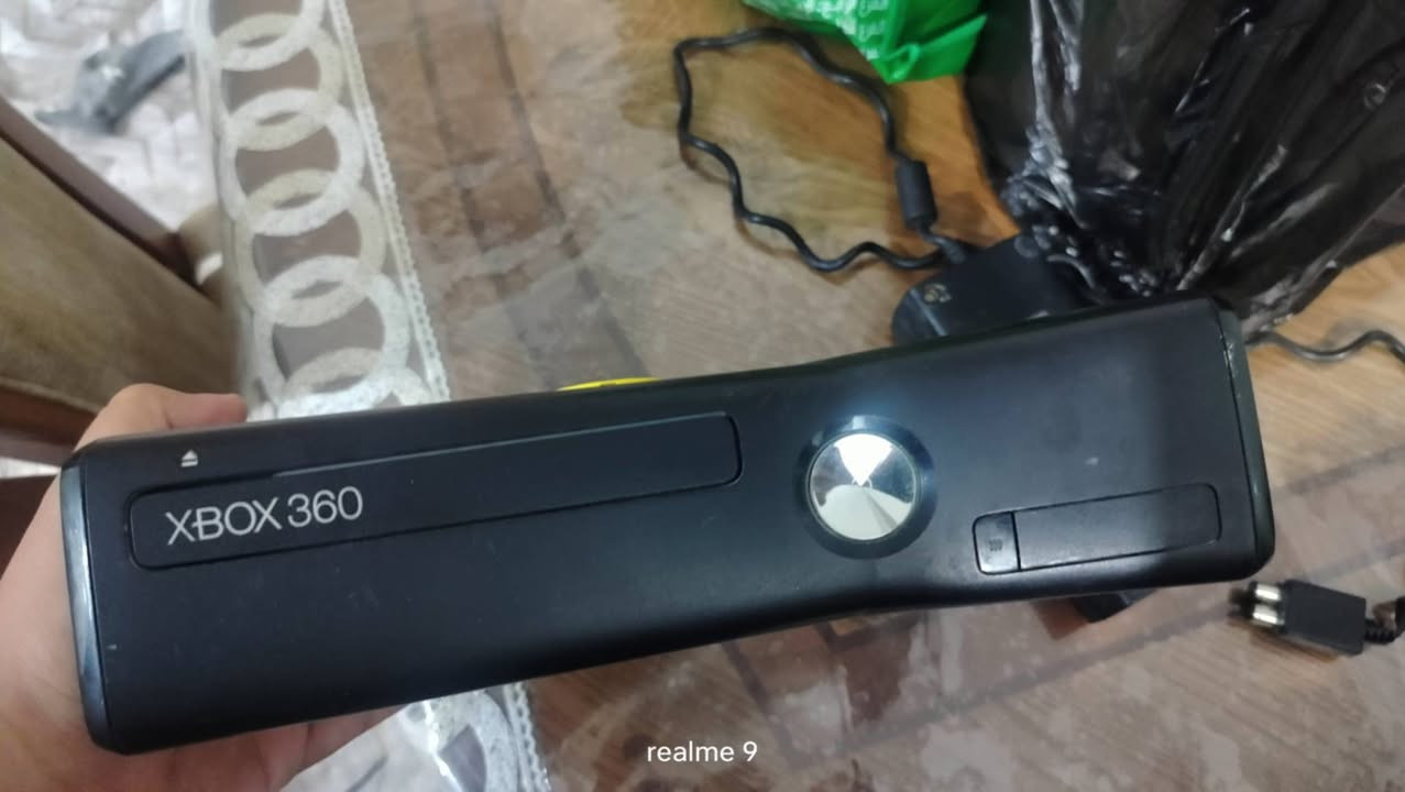 متوفر جهاز اكس بوكس 360 نظيف كلش ١٠٠٪؜ استخدام شخصي السعر ٩٥ الف قفل ويا هارد بي فوك 70 لعبه


**إذا كنت صاحب هذا الإعلان وتريد حذفه لأي سبب، رجاءا أرسل رسالة إلى الدعم الفني**