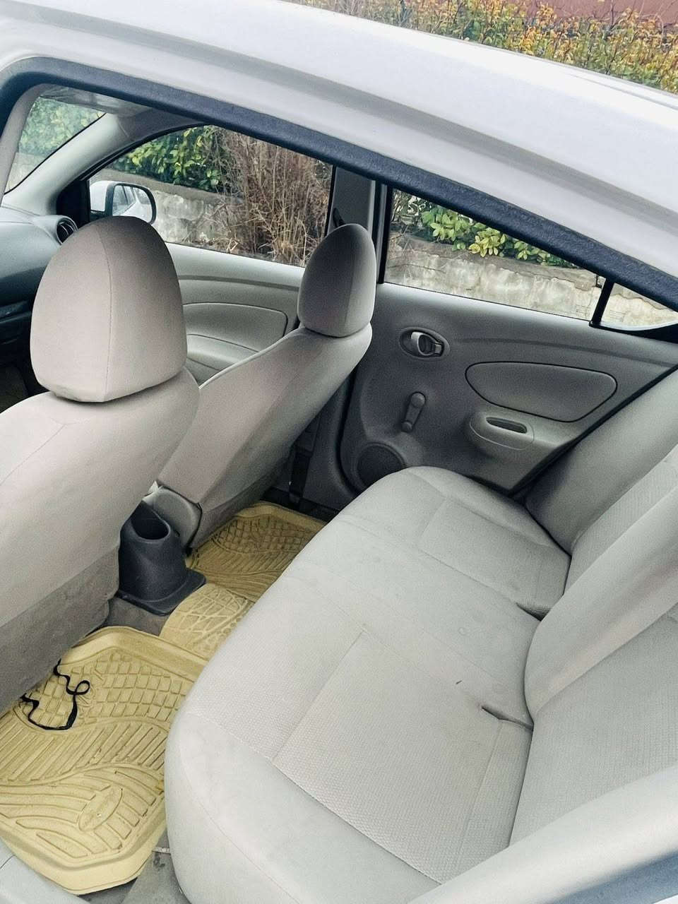 بەناوی خوا...
نیسان سەنی لاکشمیبای بۆ فرۆشتن
مۆدێلی 2018
بێ بۆیاخ 
سەنەوی تازە 
دەسک ستیل شاشە ئایپاد سوکان ڤۆلیۆم 
بێ تەقە وڕەقەهەموو گیانی بەشەرت 
ماڵی دۆستە سەیارەکە هی ماڵی خۆمە هەتا بڵێی بێ موشکیلەیە هەموو گیانی بەشەرت چرکەی تیا نیە 
نرخی107 گەڵا و مەعامەلە لە سلێمانیم 
ژ.م *********** السليمانية, العراق
