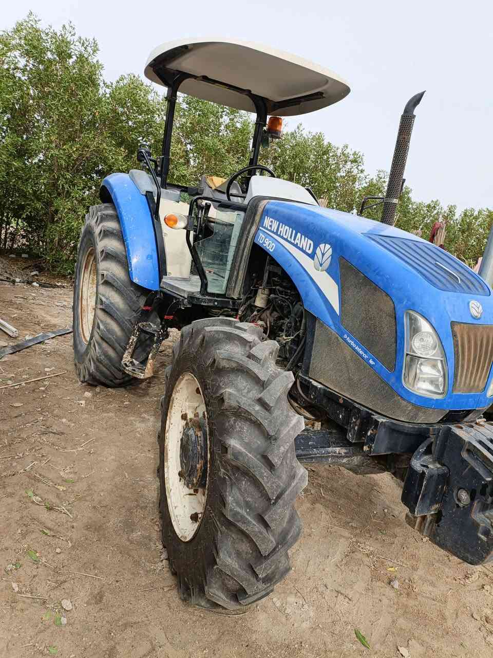 سلام عليكم مكينه انيوهلند للبيع 2016حجم 90تي دي سوبر ملقي اكسن بارز تايرات جدد كفاله عامه كير
مكينه جهاز سعر 23مليون وبيه مجال ***********
