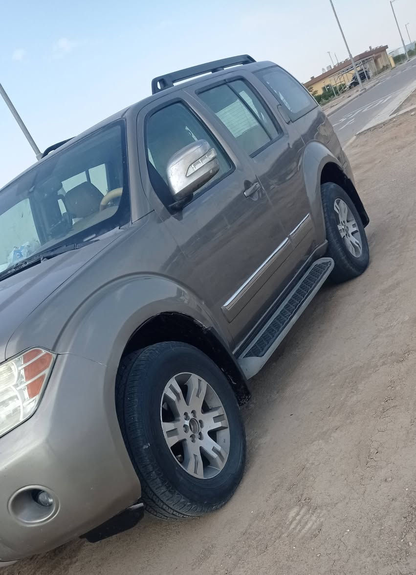 3قطع تبريد
دشبول أرمادا
فتحه وبصمه
وارد خليجي
فئة LE
مكينه وكير خير من الله
السعر 105 
لتواصل 
‏‪***********‬‏
