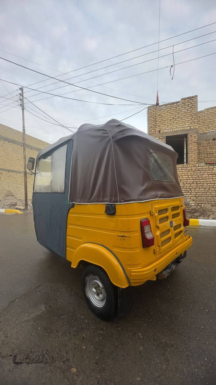 سلام عليكم تكتك للبيع موديل 19 شهر 10 مكينه مشروكه شرك اصلي شرط الفحص تكتك خير من  الله كبل الشارع معمره فقط دواسات ***********
