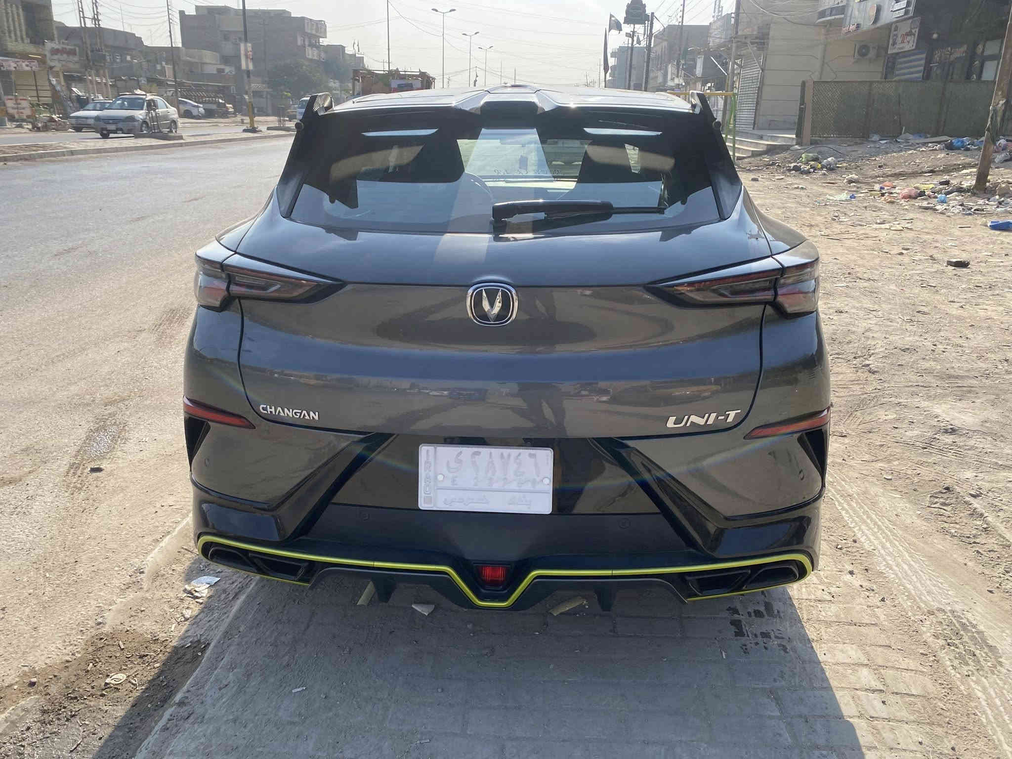 السلام عليكم شجان جان يوني تي موديل 2024 ماشية 45 الف كيلو 
السيارة بحالة الوكالة بدون صبغ 
السيارة بمحرك 1500 تيربو 
كت رياضي مواصفات فووول 
ركن ذاتي 
قيادة ذاتية 
قيادة عن طريق الريمونت 
كاميرات 360 درجة ب 6 كاميرات 
رادار امامي وخلفي
بصمة 
بانوراما 
جلد 
جنطة كهرباء 
شاشه 
شاحن وايرليس
***********
مكاني حي الجامعه
