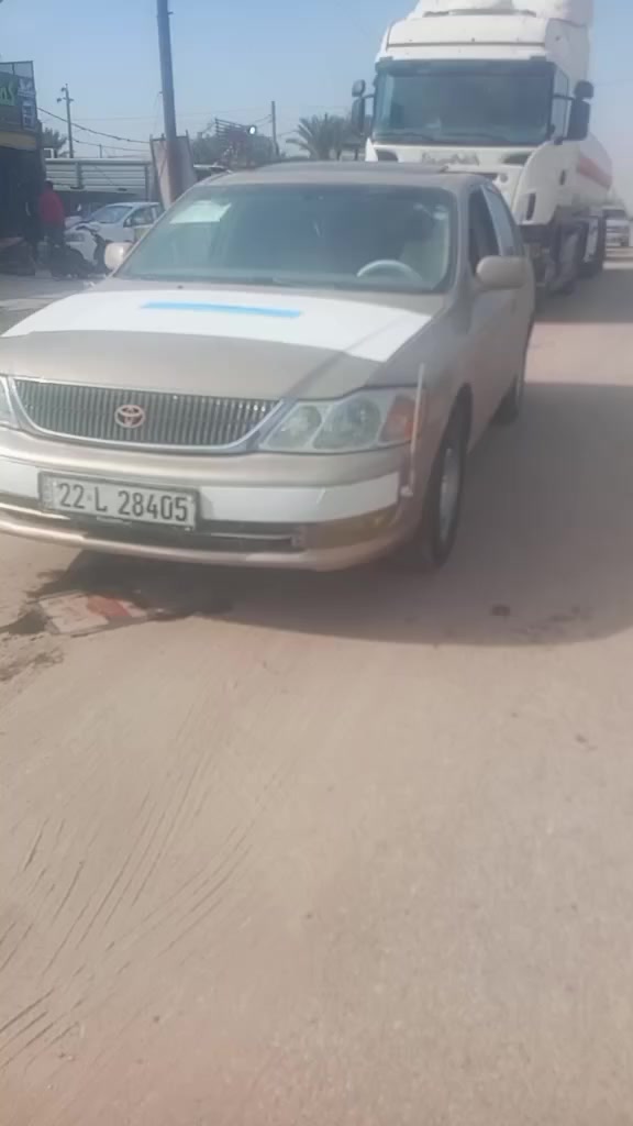 سلام عليكم سياره افلون
موديل 2001  رقم دولي لل30 
كير مكينه حداديه تخم تاير ويل ستوني شاده 
شاشه فتحه مكينه V6 سياره خير من الله
السعر 80 وبيهة مجال ***********
