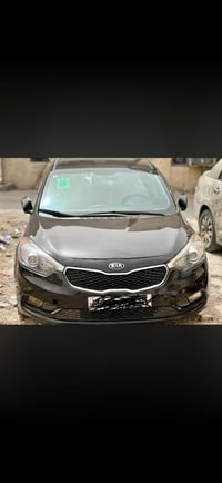 فورتي البيع قسط موديل 2016 وراد امريكي صبغ جاملق خلفي وشويه تكم بس مقد...