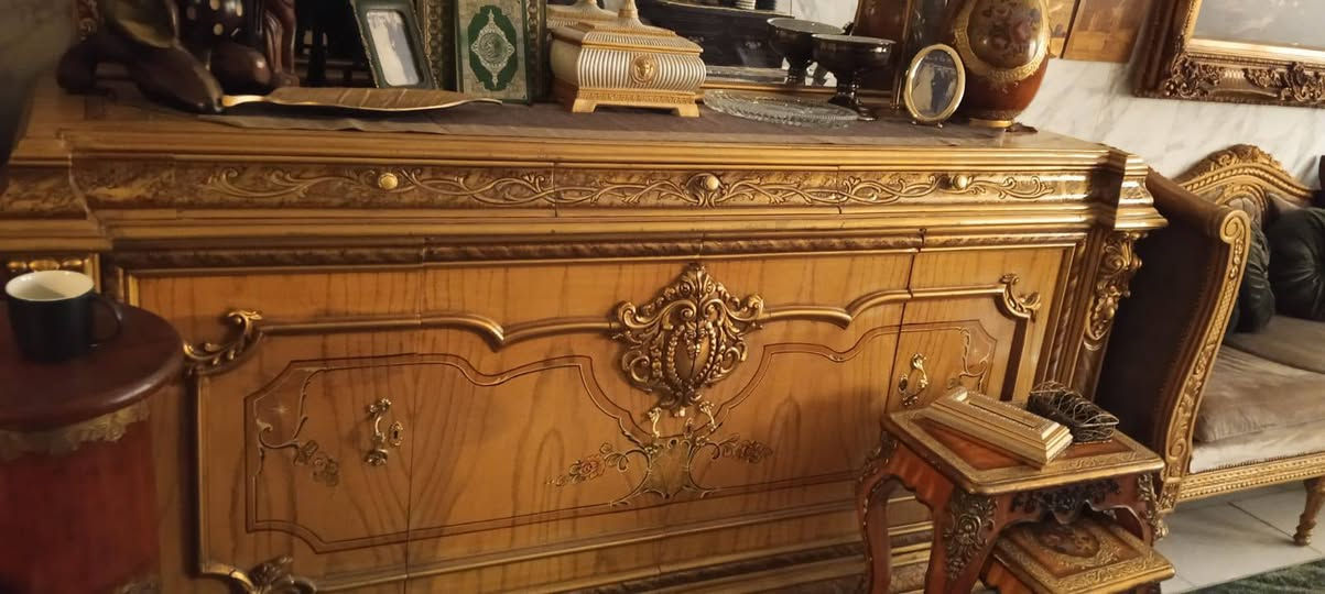 اللوحه التخم هو نص ٥مقاعدهو والبوفيه سيت وميز طعام تخم مصريالتخم هو نص ٥مقاعد


**إذا كنت صاحب هذا الإعلان وتريد حذفه لأي سبب، رجاءا أرسل رسالة إلى الدعم الفني**