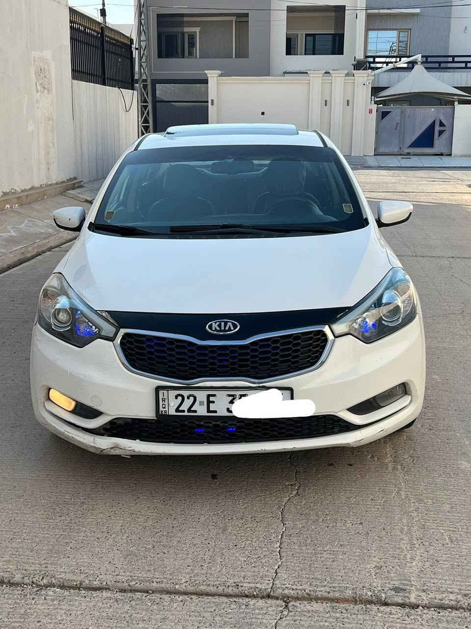 ا كيا سيراتو خليجي السعر 118
-موديل 2014 
-فول مواصفات مكفوله من الضربه بيه نص جاملغ الأمامي صبغ 
-تحم سترين جهتين 
-مري شفط
-ويل كروم 
-تخم تاير
-باتري جديد 
-مكينه 1600 دووش شرط مامفتوحه 
وبعد موصفات هواي         
- رقم أربيل إنكليزي  تحويل وكاله  الأستفسار ***********او***********
( مكلف بالنشر)
