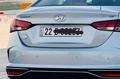 عندي اكسنت ٢٢ خليجي مكفوله
سياره رقمه اربيل بسمي شخصيا 
محركه ١٦٠٠ دوش كير ٦ نمر ATM 
مواصفات عاديه 
فول تحكم استيرين 
حساس دعاميه 
تبريد قطعتين 
اشاير مري 
داخل لونين بيجي واسود 
ايرباك 
نظام ABS  
سعر 138 بيه مجال بسيطه 
اي استفسار اتصال *********** 
مكان سياره بغداد
