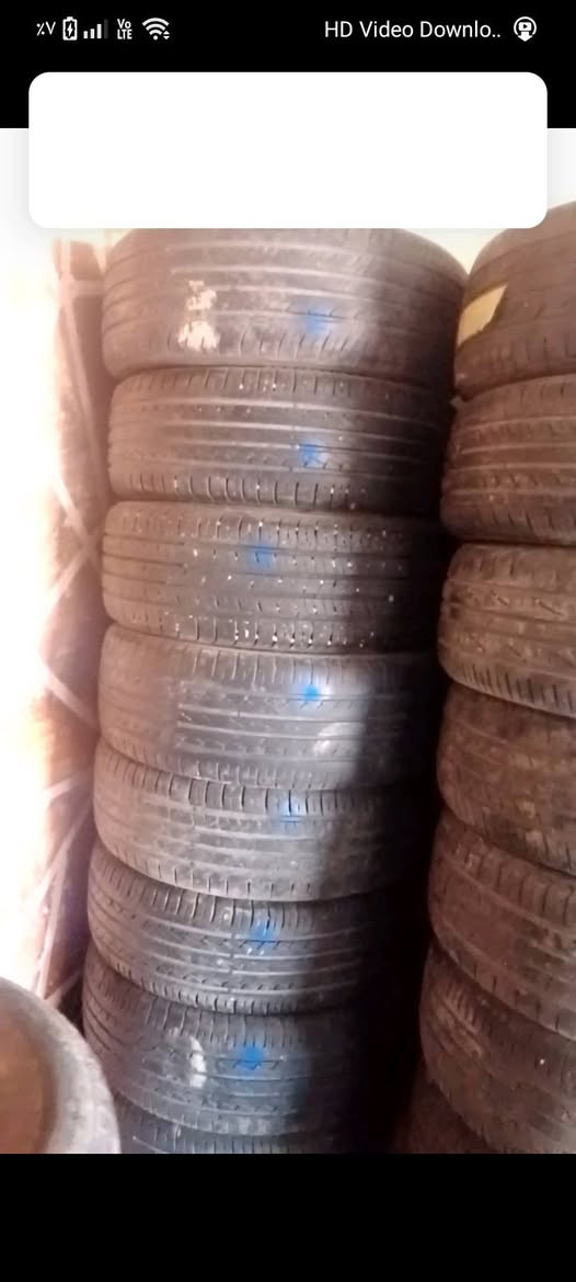 سلام عليكم تايرات مستخدمه باله اخوالجديد كل قياسات موجوده السعر20الف المكان صلاح الدين طريق العلم قرب المجسر الجديد يم سيطره 14 /***********
