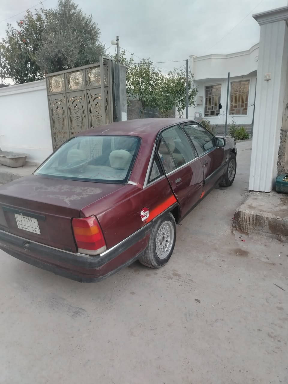 السلام عليكم اوبل اوميكا موديل 1991 لون احمر رقم انبار سنويه كرتونيه ساقطه سياره بلاديه كله كير ومحرك خير من الله جاهزه كله كهربائيات كله شغاله تخم تايرات كلهن نضاف كير ومحرك واكسل جدد السياره كلهن نضيفه ارفلو وايسي وبلكات ونوزلات مال جناي كله نضيفه عارضه 25 وبيه مجال للشراي مكاني الحبانيه النساف سن الذبان قرب جامع ابراهيم الخليل خلف السكه تحويل مباشر للأستفسار
*********** بي واتساب
