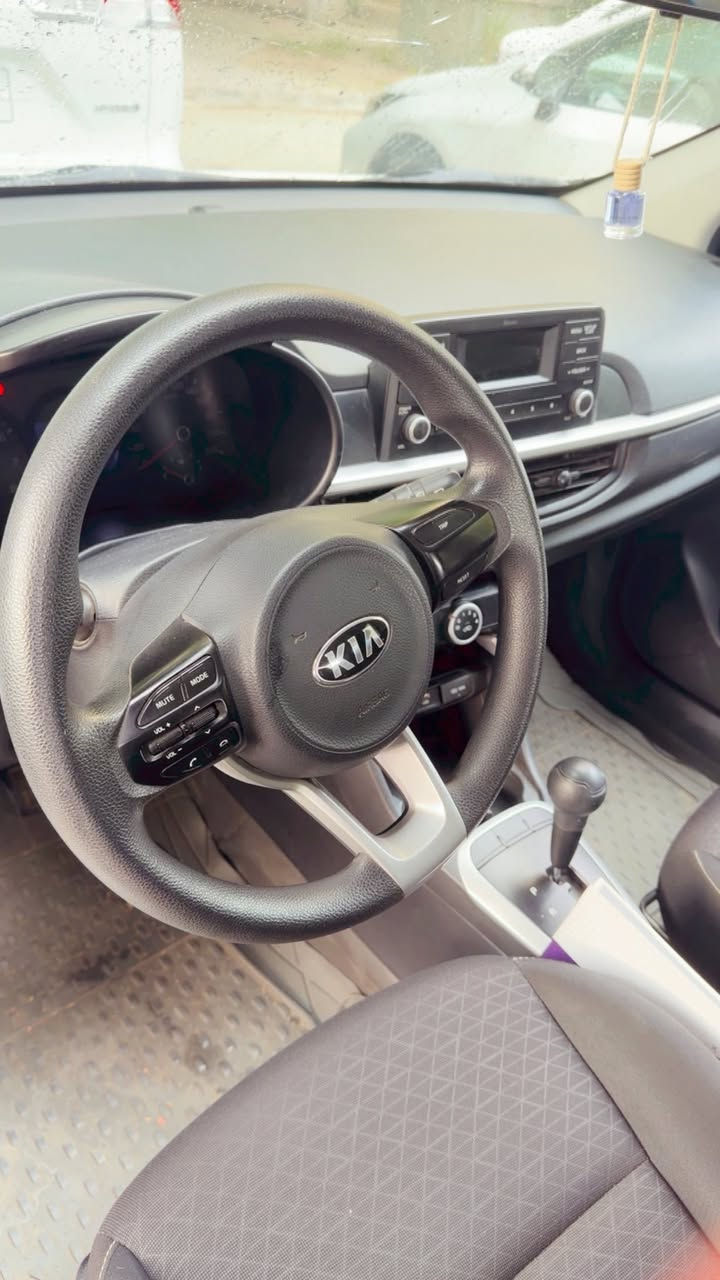 بيكانتو ٢٠١٩ خليجي  للبيع 
مكفوله كفاله عامه من الصبغ 
ماشيه ٤٢ الف 
مواصفاتها معروفه 
مكاني بغداد السيديه 
للاستفسار :***********
