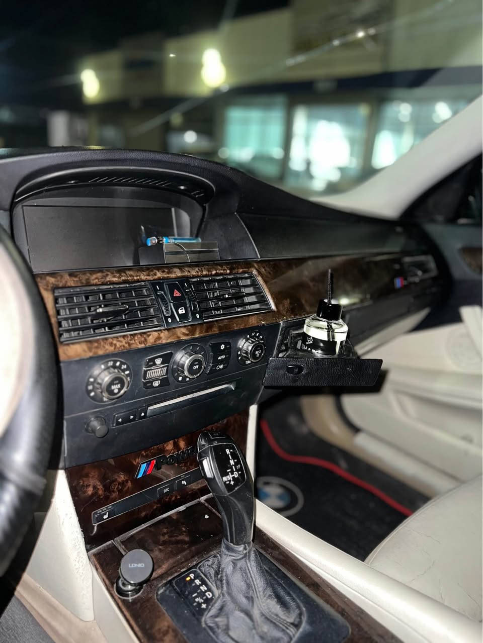 موديل ٢٠٠٧
مكينه ٥٣٠
نوزل كورت
منفيست عصلي شرت
دخول ايبراهيم خليل ٢٠٢١
ساره يا بئ مه سره فه
صقفو حيزام شرت
كوشن جلد 
كوشن خزن و هيتر
ستيرن كاره باي خزن
تحديد سرعة
ساره داتاشويه
سينگو بشت حساسه
ويل هامان ١٨ دو سايز
شاشه مه زنه
 *********** USB
ABS
ده ينو دزين برينو قولبين و محه ور شه رت
ساره يال دهوكى 
*********** دهوك, العراق
