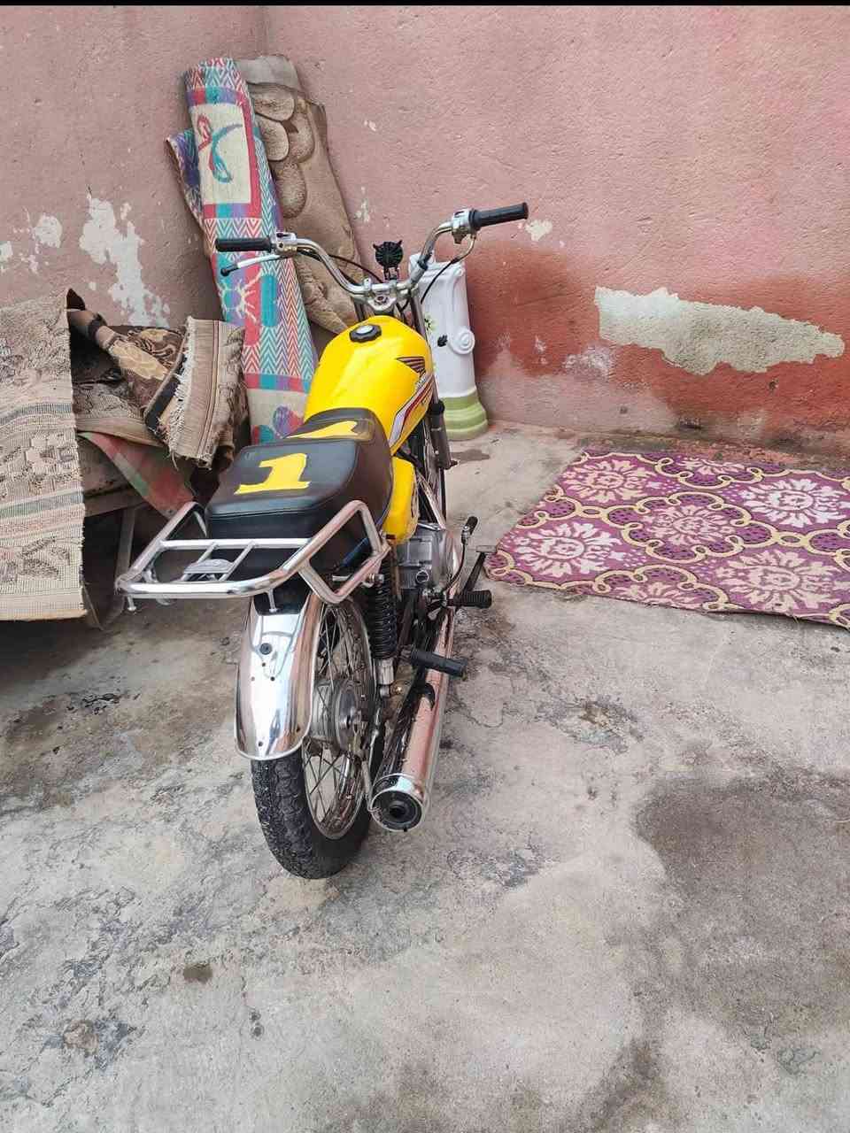 السلام وعليكم للبيع سعرها300 اوراق ستنساخ دراجه شاصي2010 وتعمير قبل 10معمرها المحرك 21 
الرقم+964 786 478 3626


**إذا كنت صاحب هذا الإعلان وتريد حذفه لأي سبب، رجاءا أرسل رسالة إلى الدعم الفني**