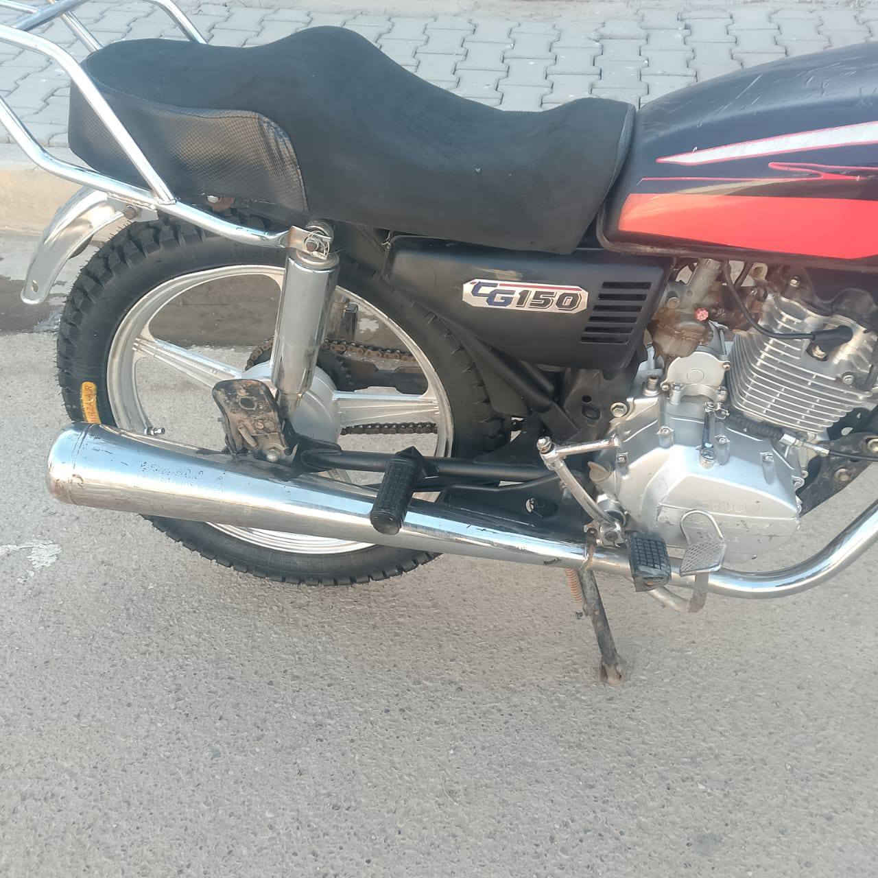 سيفان موديل 21 مكينه مكفلوله
بغداد الحسينيه ***********
250
