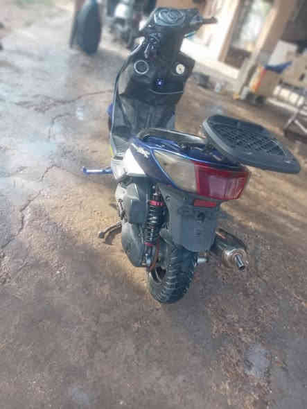 سلام عليكم اخوان دراجه سكنس 140دراجه كله بلاديه سلف واحد هندر واحد كرهبايات كله شغاله دراجه سلعه ومعدل مكينه مكفوله كفاله عامه برغي ممفتوح بيه وناعمه دراجه اي نقص مبيهه دراجه خير من الله /مكاني بغداد الدوره هاذ رقمي كلشي بي وين ميعجبك تواصل وياي سعر خاص /‭0777 034 7567‬
