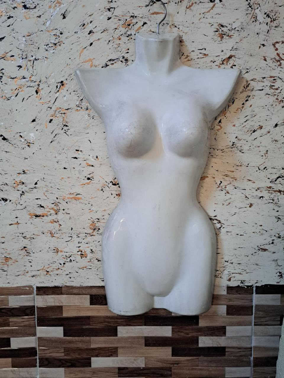 للبيع قيم واخد مستلزمات محل ملابس رفوف تعليك تعلاكات


**إذا كنت صاحب هذا الإعلان وتريد حذفه لأي سبب، رجاءا أرسل رسالة إلى الدعم الفني**