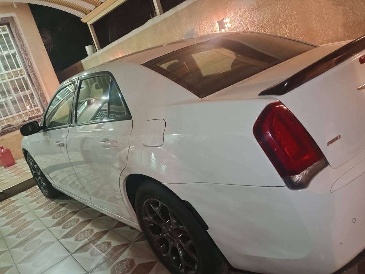 للبيع 👇🏻
اوباما موديل 2016
معلايه 2022
المواصفات 

1 بنوراما 
٢ تو ويل 
٣ شفتات سترين 
٤ كشن حفر S 
٥ بجم عريض 
٦ محرك 3600
٧ گير S
٨ كشنات تدفئه 
٩ حساسات امامي 
١٠ حساسات خلفي 
١١ ساعه بلاديه 
١٢ هيتر كشنات 
١٣ شاشا لوبتوب
١٤ گير ماوس 
١٥ مصابيح LED 
١٦ نضام ملاحه 
١٧ نضام تتبع GBS 
١٨ هيتر مري 
١٩ رادار جاني 
٢٠ نقط عمياء 

السياره باسمي تحويل ثاني يوم 
السياره جديده دينار احمر متصرف عليهه امانة الله ورسوله بالعافيه ع الياخذه  ( بيهه ضربه بخشم الجاملغ ابدل والجاملغ موجود  
عنواني بابل 
الرقم ***********
