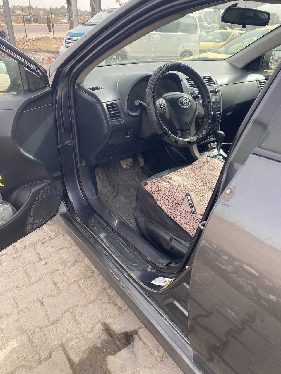 سلام عليكم عندي كورله الموديل 9 محدثه 13 للبيع حادثه جاملغ مبدل فقط بدون يرباك السعر 90 وبيه مجال حك الجيه ***********
