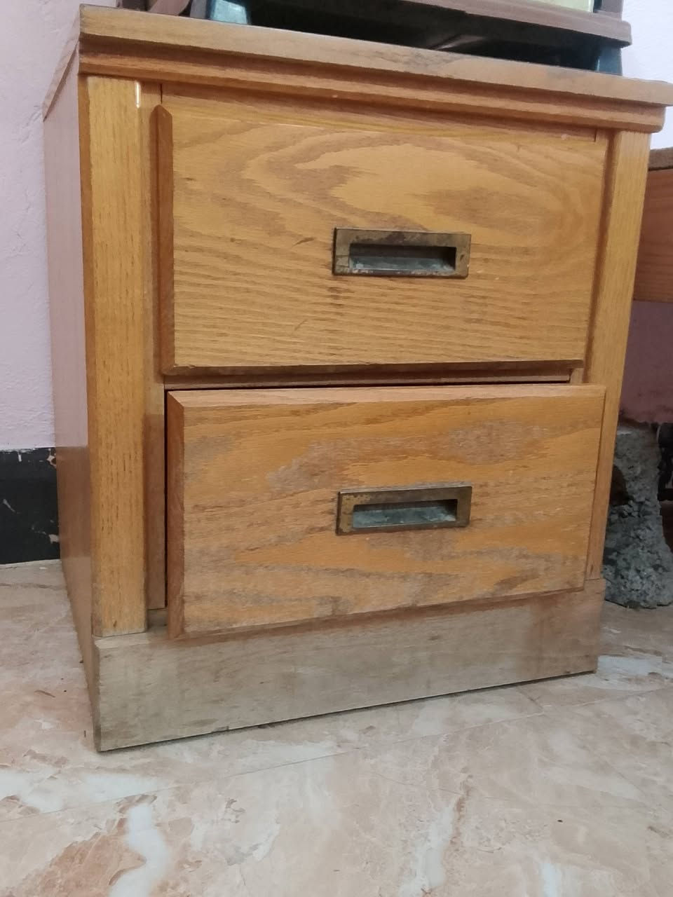 اغراض مستعملة للبيع 
معرض وجرابي اثنين
ومجرات ثلاثه 
للتواصل  ***********
