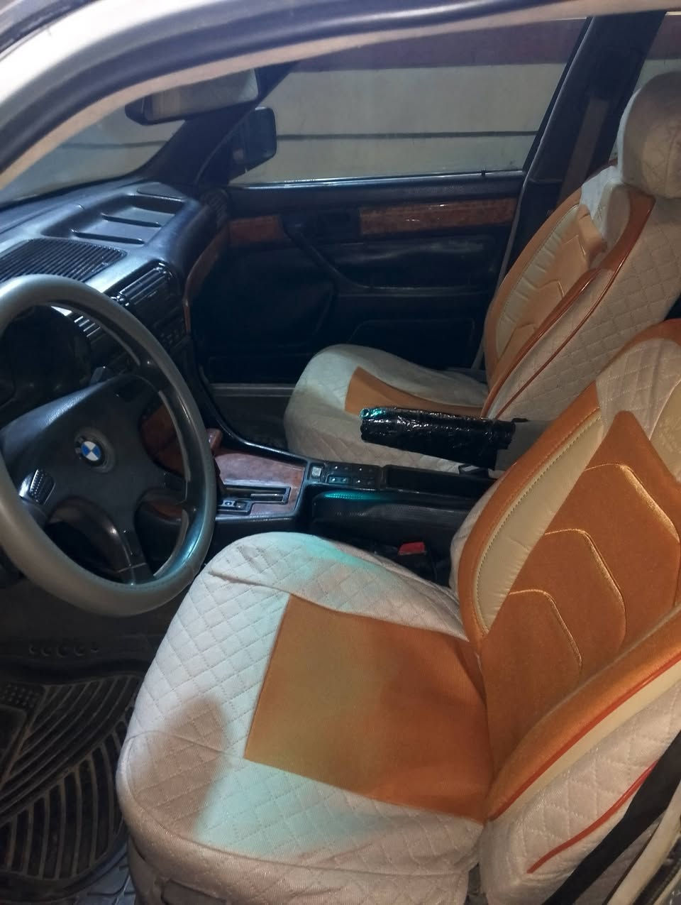 السلام عليكم بي ام 735  كير محرك مكفول مفتوح رقم صلاح الدين مراوس أو بيع حسب قناعه سياره حلوه السعر 38بيه مجال رقم ***********
