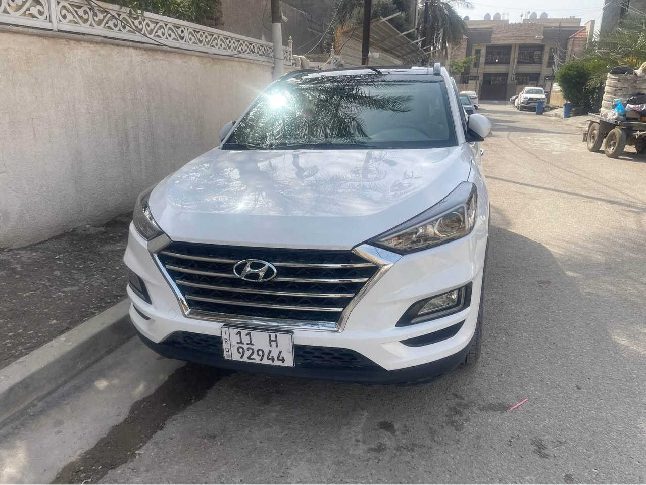 توكسان خليجي 19
فول مواصفات
محرك دوش هاند بريك رجل
بانوراما مري شفط حساس
تلفون شحن ذاتي
السعر 168 قفل 
***********
في بغداد
بيها نص جاملغ خلفي صبغ صورة الحادث بلمنشور
نقد فقط 
محرك كير تبريد صدر كفاله 

سعر بلاش وارخص توكسان حاليا  خليجي اكرر خليجي بغداد, العراق
