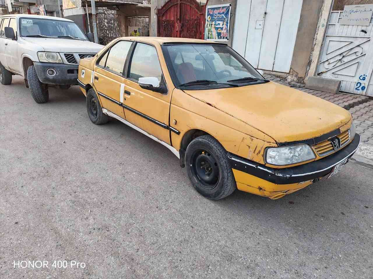 سلام عليكم للبيع فقط
بيجو روا موديل 2009 
رقم بغداد سنويه عاج شرط تحويل 
كير محرك بدون عيب كير اتوماتيك محرك ونجي ٤ بستم 
يعني محرك ياباني سيارة ايعيب مابيهه على وضعه
سعر  16 $$ وبي مجال بسيط مكاني طوز خرماتو 
رقم صاحب سيارة ***********
