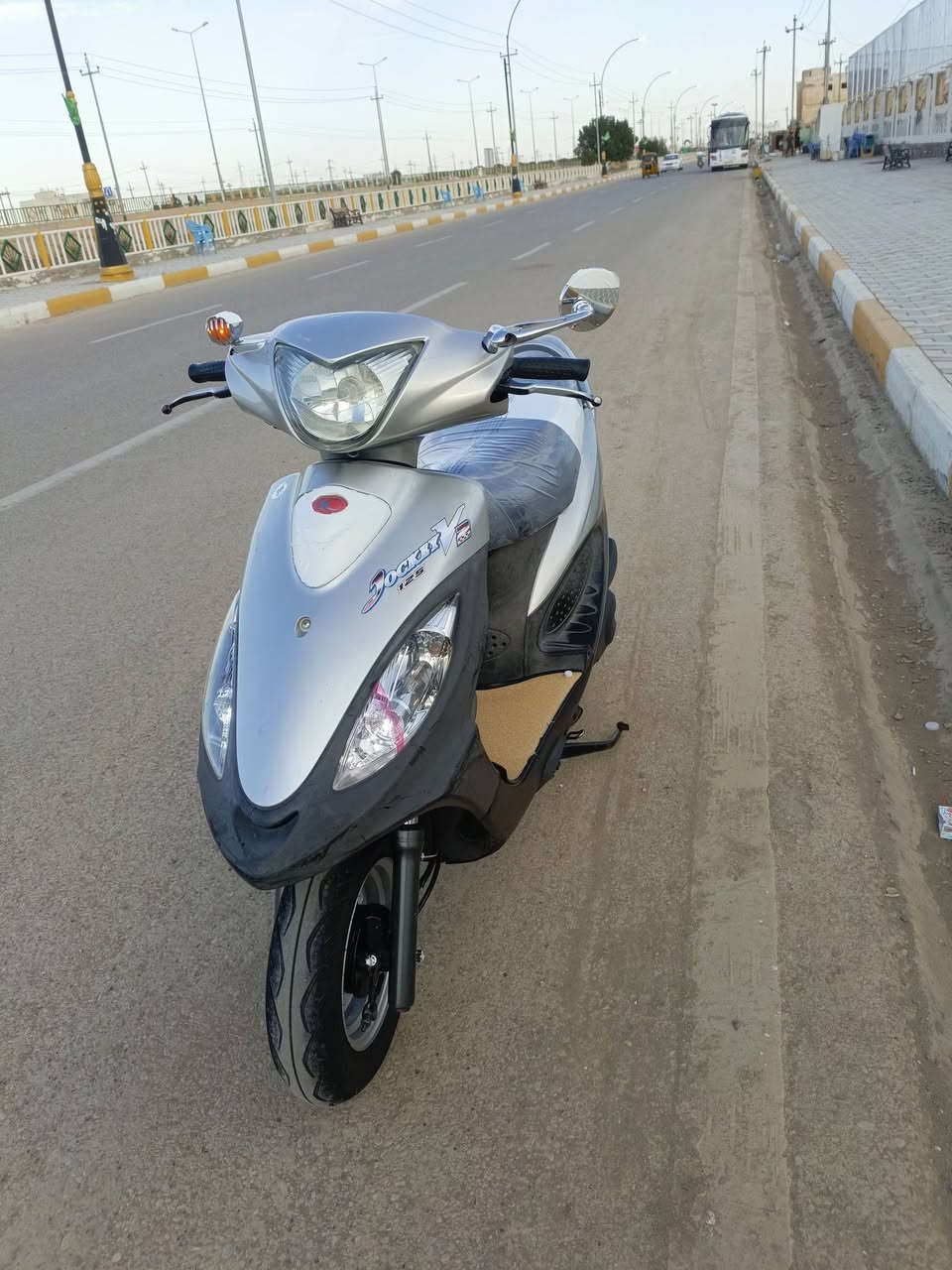 السلام عليكم دراجه للبيع كامكو 2v جاهزه مابيه نقص مكفوله كفاله عامه رمبه وكله عل بلادي مامفتوح برغي بيه تجي وتشوف وتفحص وبخدمتك واني مومن جماعت غراضي الي والدراجه الك لا عمي نفس ماشوف بل منشور تجي تأخذ وبل عافيه عل ياخذه الشراي يتصل ***********
