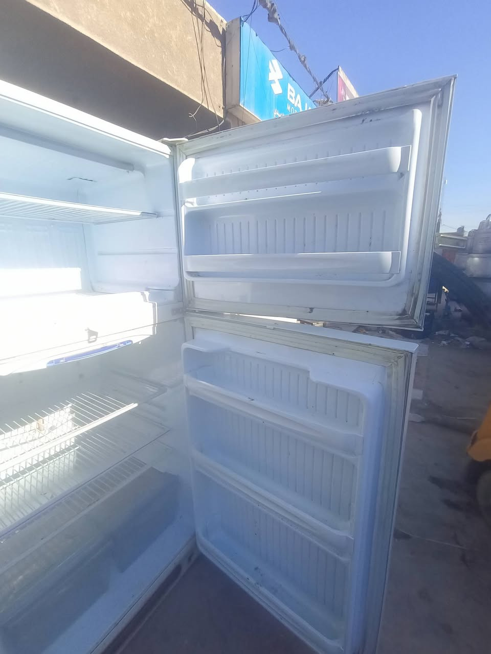ثلاجه البيع بسعر مناسب 140ما دخله تصليح ‏‪***********‬‏ رقم هاتف وتساب ***********
