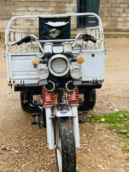 سلام عليكم 
ستوته جنوبيه اوراق كامله كمرك مدفوع. دبل جنج شرط نضافه بدي و محرك وشاصي و كهربائيات بسعر مليون و 300 وبيها مجال مكاني صلاح الدين قضاء طوز خورماتو***********
