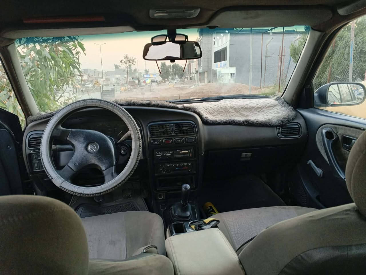 السلام عليكم سياره للبيع بريميرا موديل 89 ياباني سعر 35ورقة وبيها مجال قليل سنويه باسمي اني شرعي شرط تحويل رقم الماني جديد+كابون بانزين
 ارقام
***********
***********
