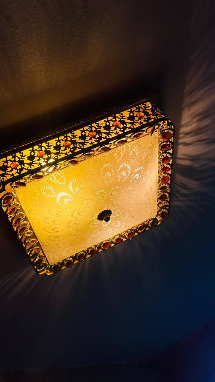 اثاث بيت كامل للبيع 
أي استفسار راسلوني واتساب 
***********

