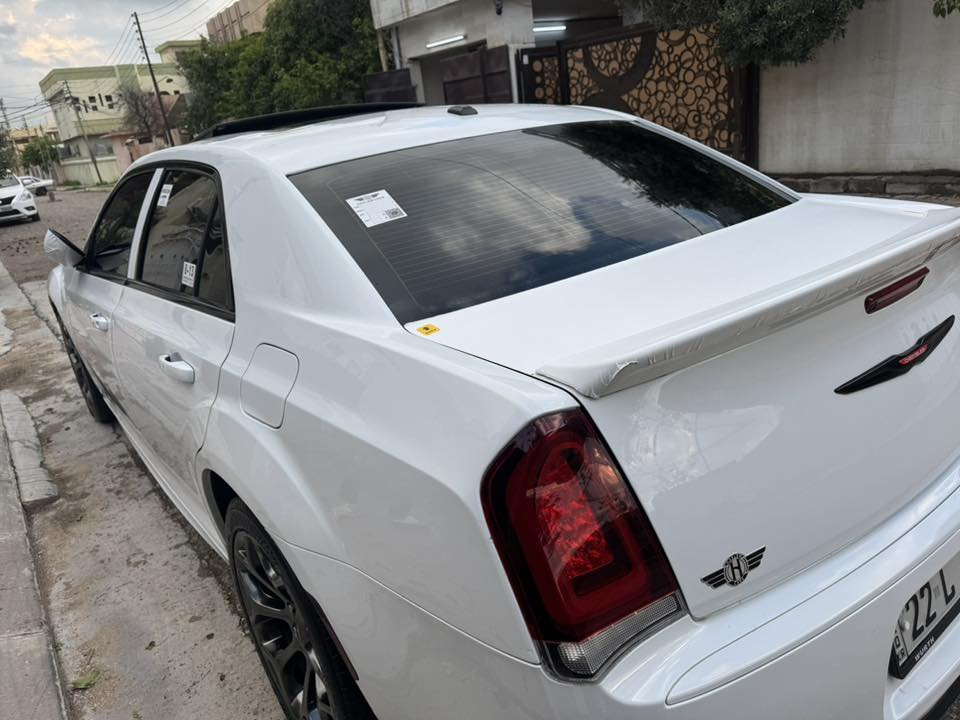 2015Sماشيه 110الف مايل 
سياره فقط بي مكانين تعديل وجاملغ امامي فقط كلير امريكا بدون اي حادث حته برغي مال جاملغ مامفتح سياره جديد بدون اي مصرف كير محرك كفاله وكفاله من حادث لون ابيض ثلجي سياره جديد احلى من صوره مكانه كركوك 
230ومجال بسيط سعره 
***********
فقط بيع تفاصيل ومعامله ع تلفون 
تحياني
