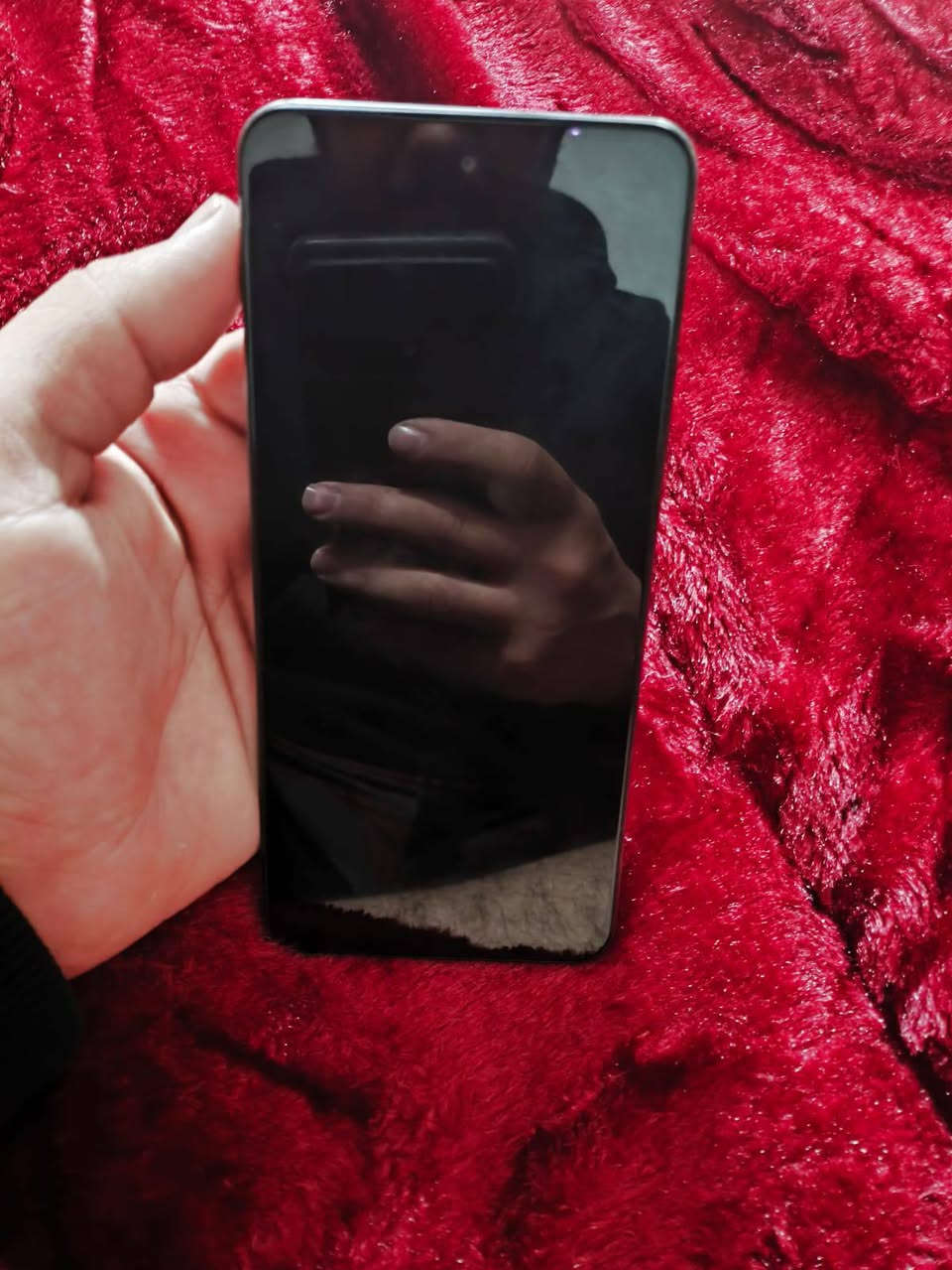 السلام عليكم جهاز ريلمي c75 ذاكره 256 عشوائية 16+8 جهاز عملاق مال العاب كلش قوي سعر 200 وبي مجال مكاني فريحه قرب جامعه رقم ***********
