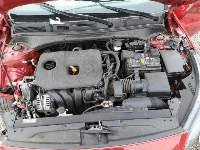 فورتي ٢٣ محرك ٢٠٠٠ دوش رقم بغداد باسمي السعر ١٥٠ وبيها مجال قليل 
للاتصال ***********
