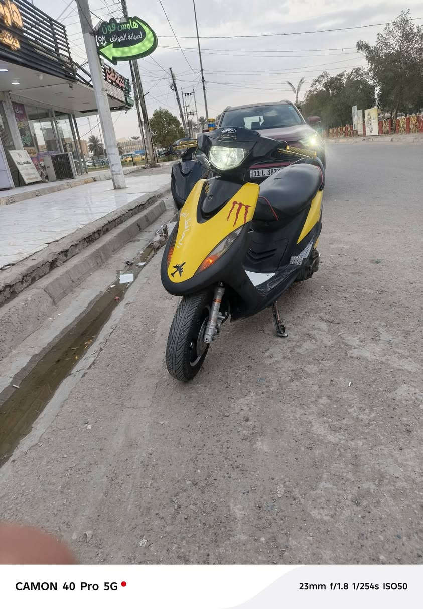 السلام عليكم دراجه ماكس عدله بوشه 49 بلاديه ما مفتوحه تخم تاير جدد صلنصه fm شيال ار بي ام  دبلات ار بي ام  كهربائية كله شغال  دراجه ربع دينار متذب عليه سلف هندر  السعر 450 مكاني ديالئ بعقوبه لاستفسار عل رقم ‏‪***********‬‏
