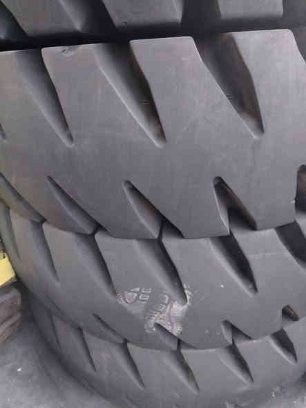 سلام عليكم ورحمة الله وبركاته)
تايرات باله مستورد احجام مختلفه

٣٣-٦٥-٣٥

٢٥-٥-٢٩

٢٥-٥-٢٦

٢٥-٢١٠٠

٢٥-١٨٠٠

٢٥-٥-٢٣

٢٥-١٦٠٠
العنوان نجف الاستفسار*********** واتساب
حيدرالجبوري
